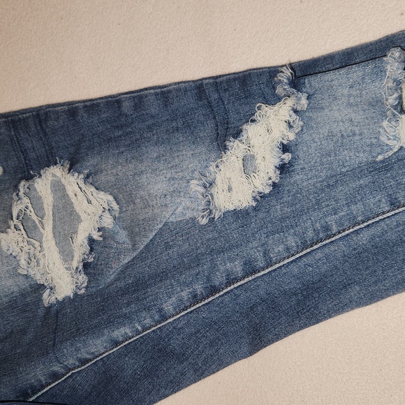 Rue 21 Distressed Blue Jeans - Picture 4 of 7